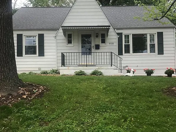 2722 Bremerton Rd, Saint Louis, MO 63144