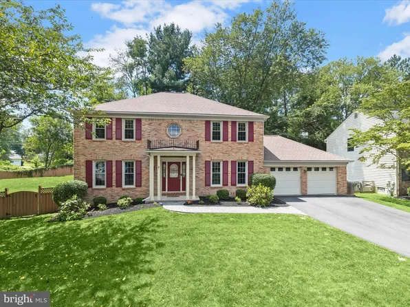 10525 Twin Cedar Ct, Laurel, MD 20723