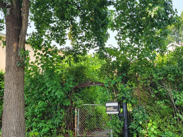 281 Alter Ave, Staten Island, NY 10305