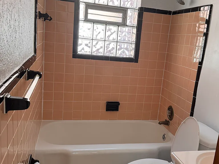 5908 Nagel Ave #1 — Photo 2