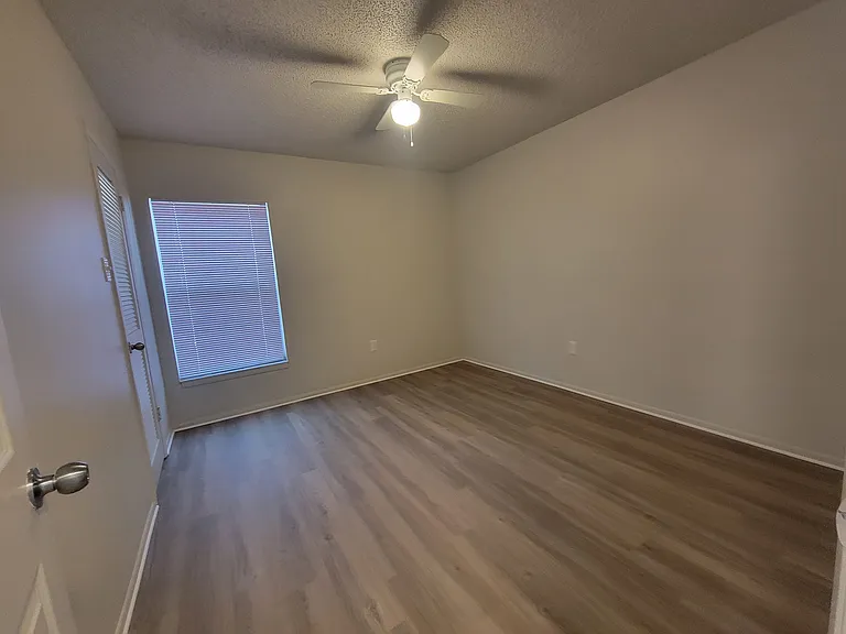 3832 Crows Nest Dr — Photo 11