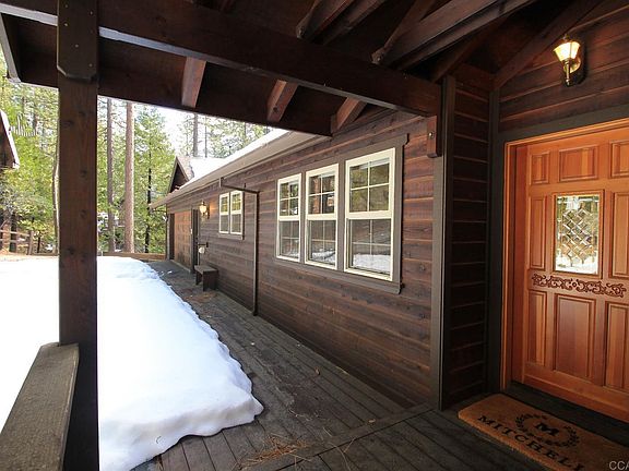 3rd image of 1624 Columbia Way #27