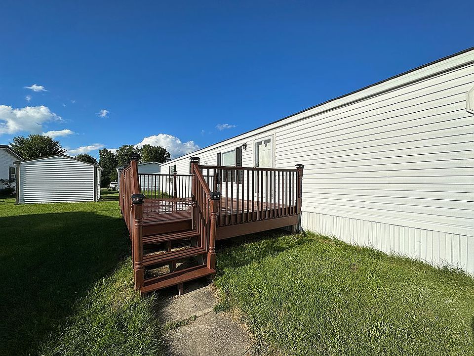 1st image of 10176 Samantha Dr