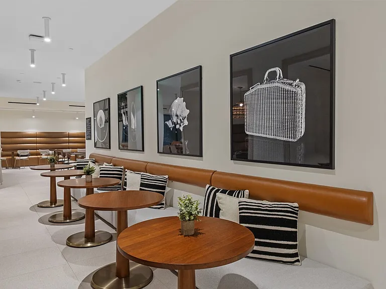 Building's Lounge