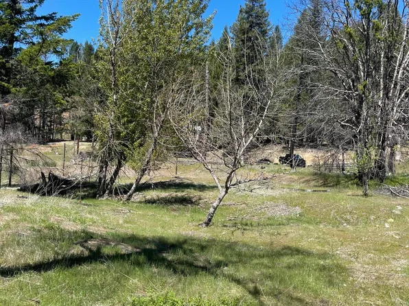 300 Cedar Gap Rd, Mad River, CA 95552