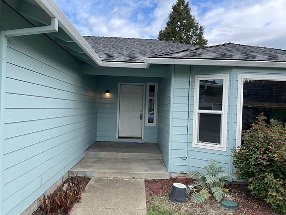 4th image of 2253 Ridge Way