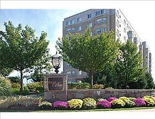 1st image of 1 Cityview Ln Unit 112