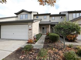 9405 Debbie Ln, Orland Park, IL 60467