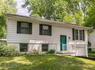 3124 Pebble Dr SW, Cedar Rapids, IA 52404