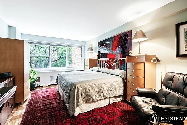 Rented by Brown Harris Stevens | media 15
