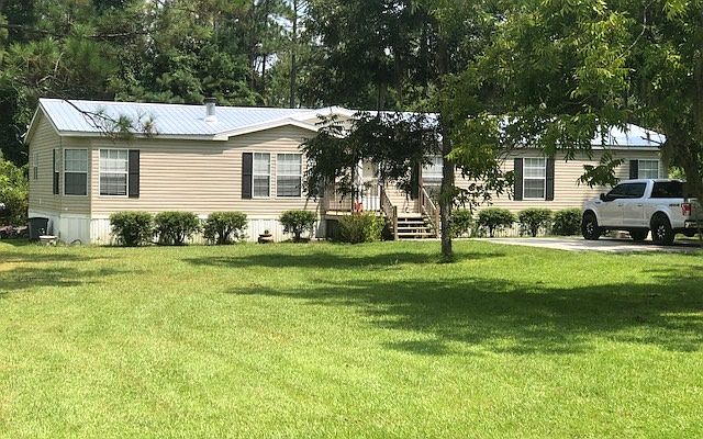 1st image of 553 NW Staten Harris Ct