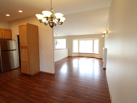 4th image of 8323 12th St NE #Split