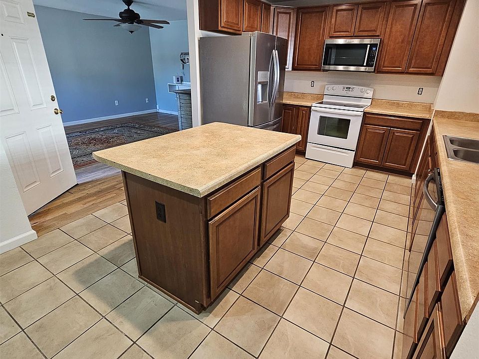 1st image of 119 McGoldrick Way