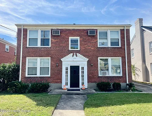 208 Breckinridge Ln #4 Photo 1