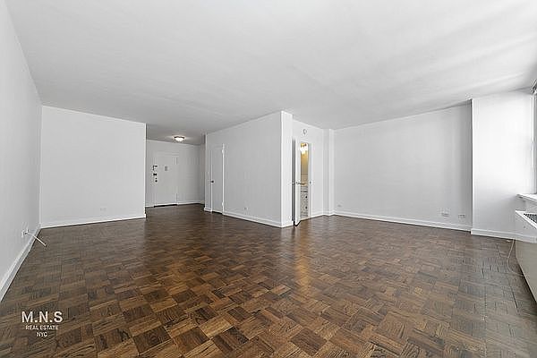 1st image of 155 E 55th St #8K