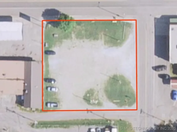 W Main St, Hulbert, OK 74441