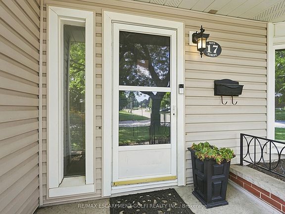 5th image of 17 Rita St