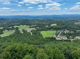22 Town N Country Dr #22, Wilkesboro, NC 28697