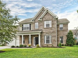 6011 Kirkwynd Commons Dr, Charlotte, NC 28278