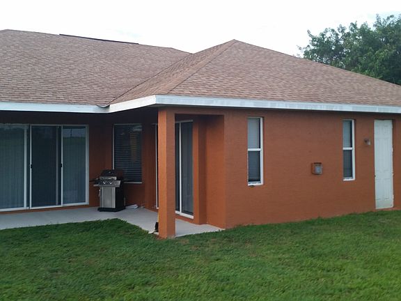 3rd image of 359 SW Kestor Dr