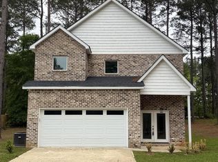 238 Wood Oak Cir, Cochran, GA 31014