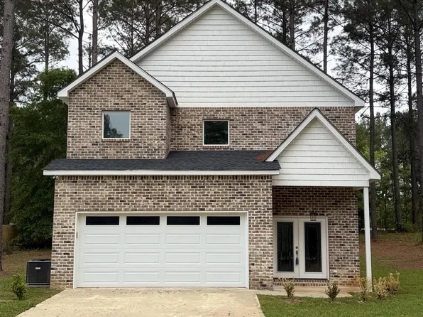 238 Wood Oak Cir, Cochran, GA 31014