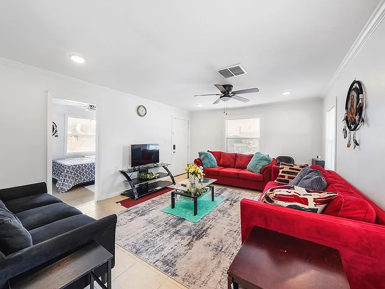 8041 Howard Dr #1 — Photo 7