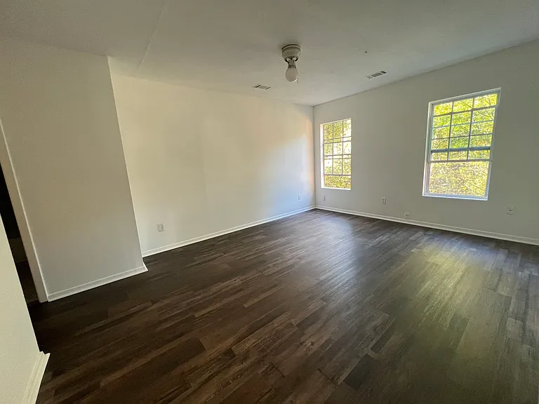 1309 Old Countryside Cir — Photo 19
