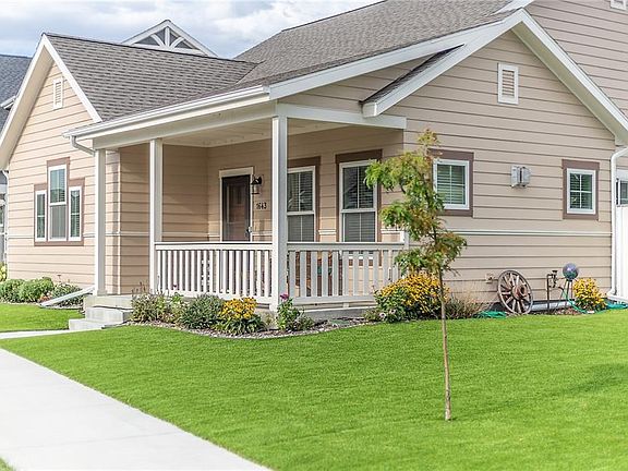 2nd image of 1643 Hidden Cove Ln