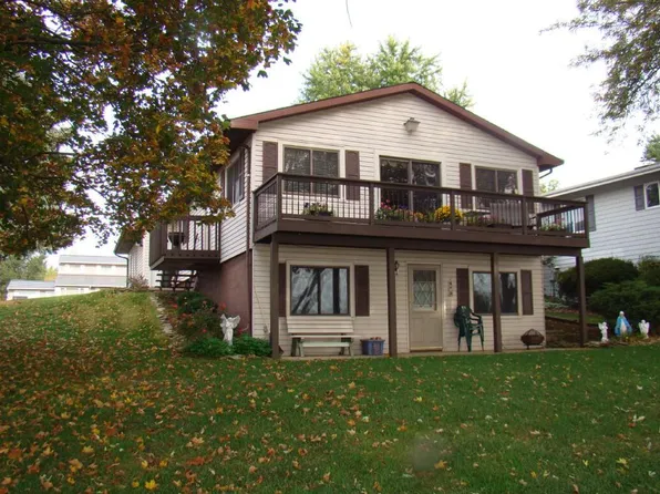 129 Bedford Dr, Brooklyn, MI 49230