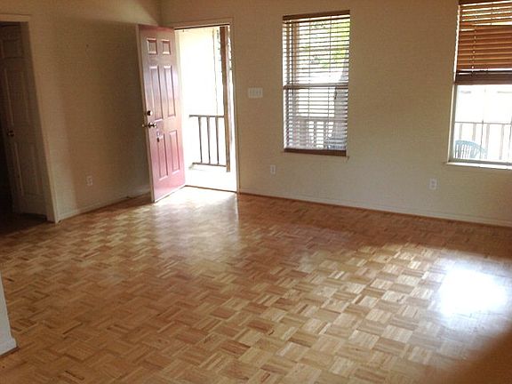 3rd image of 1317 Lazy Creek Ln
