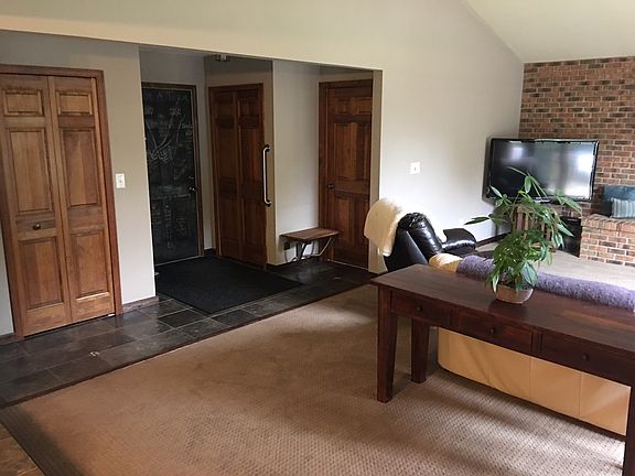 4th image of 3594 Oak Park Dr