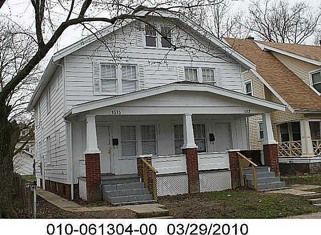 1st image of 1513 E Loretta Ave