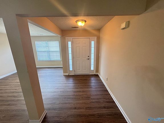 4th image of 129 Ben Mark Dr