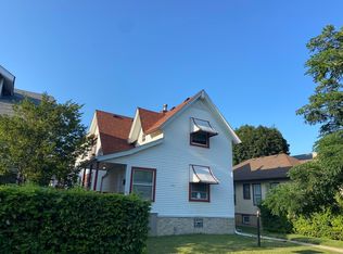 1811 Emerson St, Evanston, IL 60201