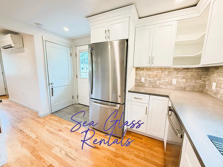 Riverview Dr — Photo 4