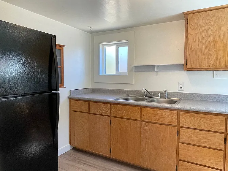 709.5 W Jackson St — Photo 5