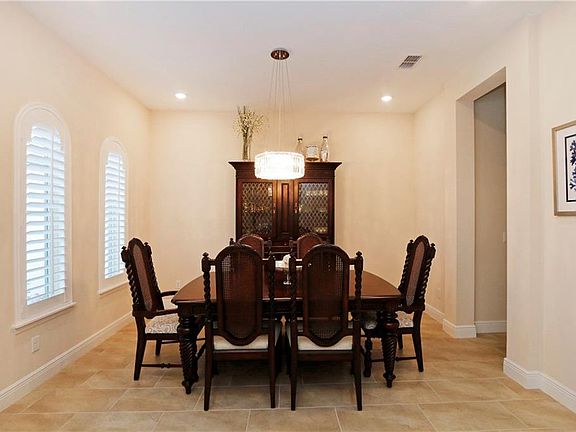 4th image of 1234 Red Haven Ln