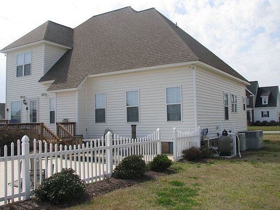 5th image of 2341 Wheaton Village Dr