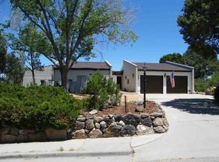 105 La Vista Dr, White Rock, NM 87547