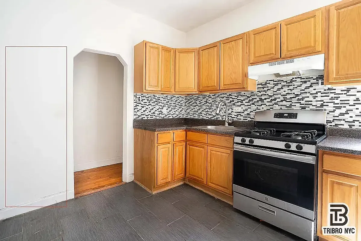 Building Photo - 529 W 135th St #24