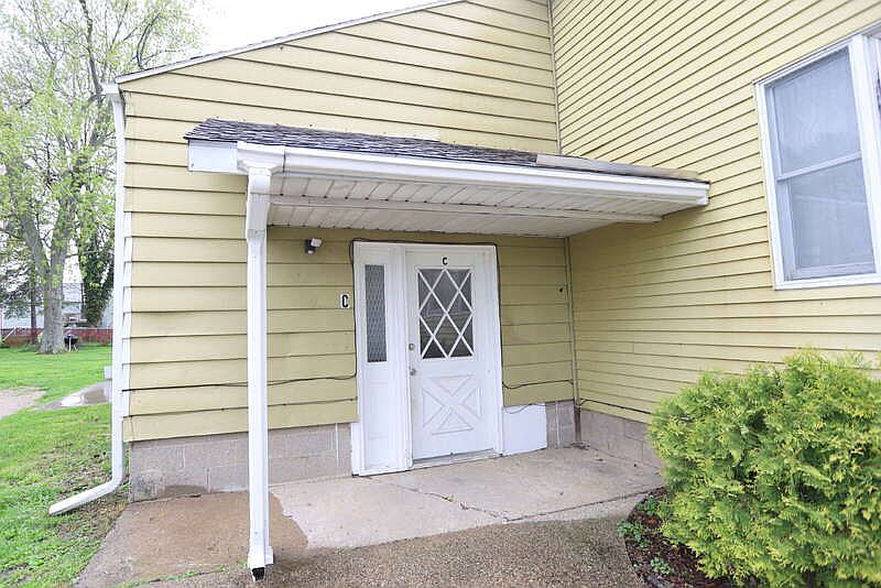 1st image of 6901 Hammond Ave SE APT C