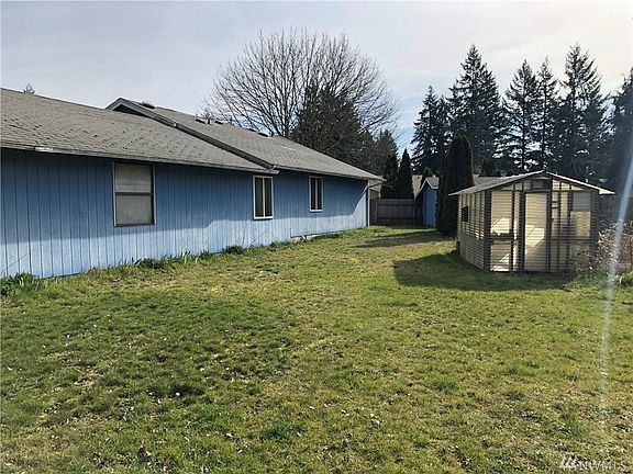 4th image of 1132 158th Street Ct E