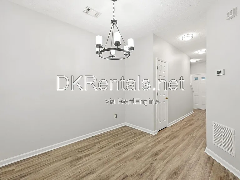 6311 Shoreview Cir — Photo 2