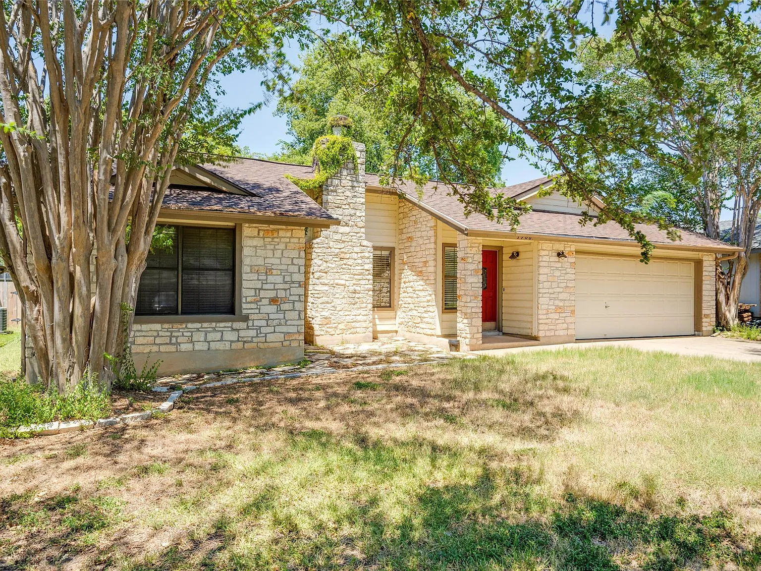 3 bed, 2.0 bath, 1750 sqft, $2,300 — Photo 4