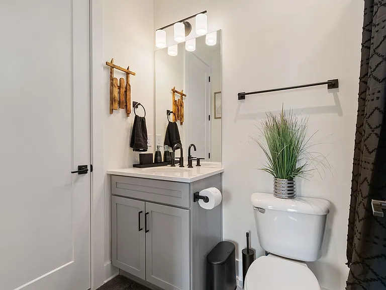601 Southgate Ave — Photo 25