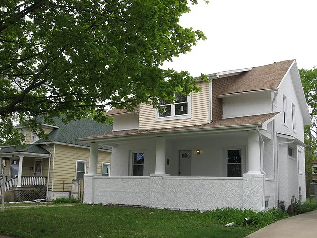 810 S 2nd Ave photo 1