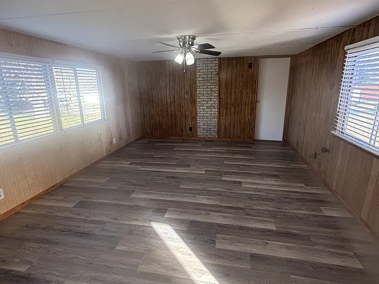 392 Bar B Q Rd #1 — Photo 12