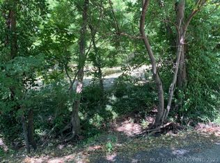 238 S Walnut St, Nowata, OK 74048
