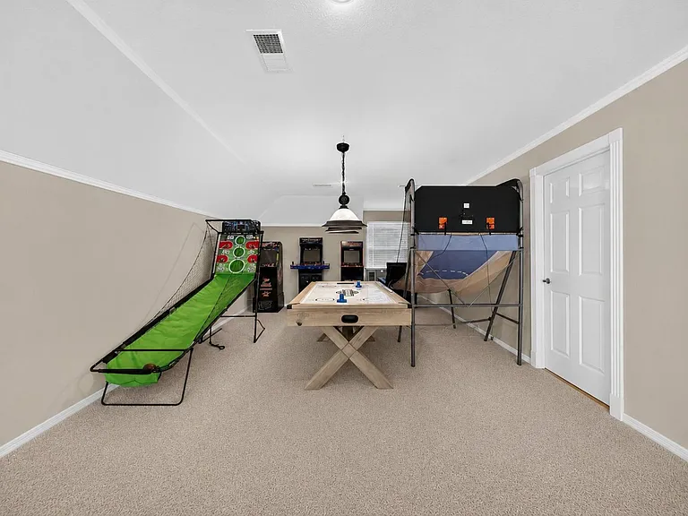 16410 Emilia Ct — Photo 31